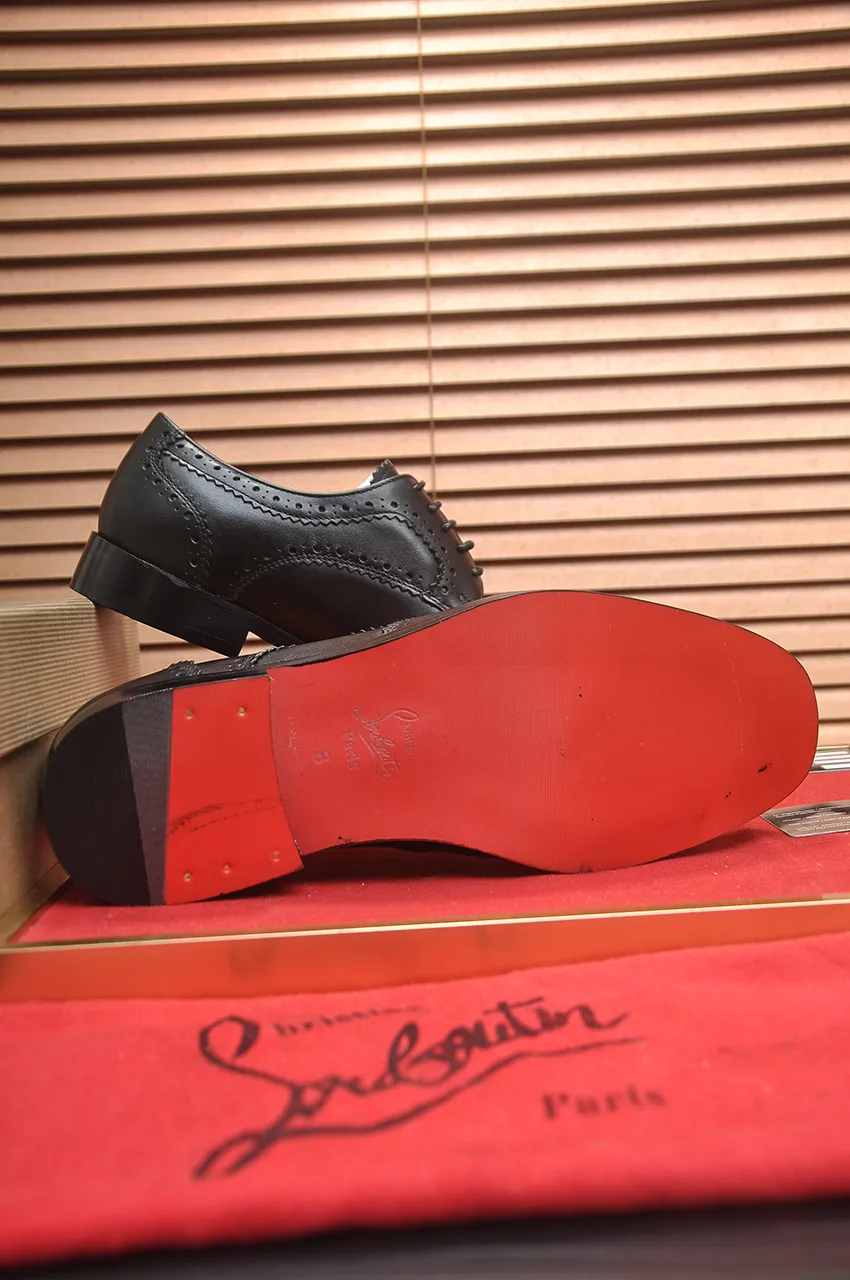 Men's shoes 💰620💶 [Chrstian Loubotin] Red-soled shoes 💋Original mold opening, the highest version on the market, purely handmade ➕Imported cowhide uppers, first-layer water-dyed cowhide lining! Original EU high-gloss outsole. 38 to 45 (45 customized)